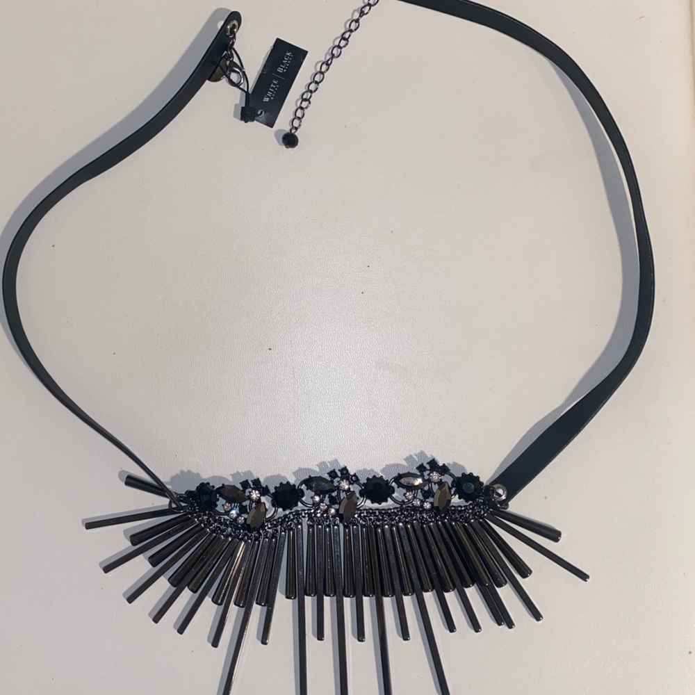 White House Black Market NWT Rhinestone & Metal Fringe Necklace